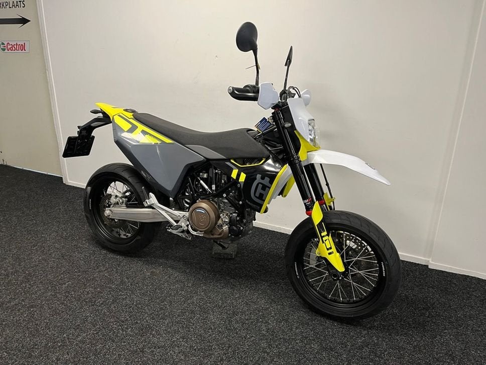 ⭐️⭐Prachtige Husqvarna 701 SUPERMOTO (2024)⭐️⭐, 693 cc, Motorrijbewijs A, Bedrijf, Onbekend