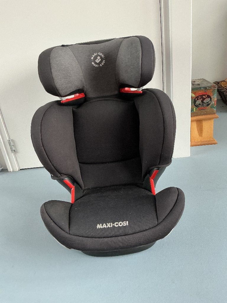 Maxi-Cosi Rodifix Autostoel 15-36 kg Isofix Zwart, Ophalen, 15 t/m 36 kg, Verstelbare rugleuning, Zo goed als nieuw