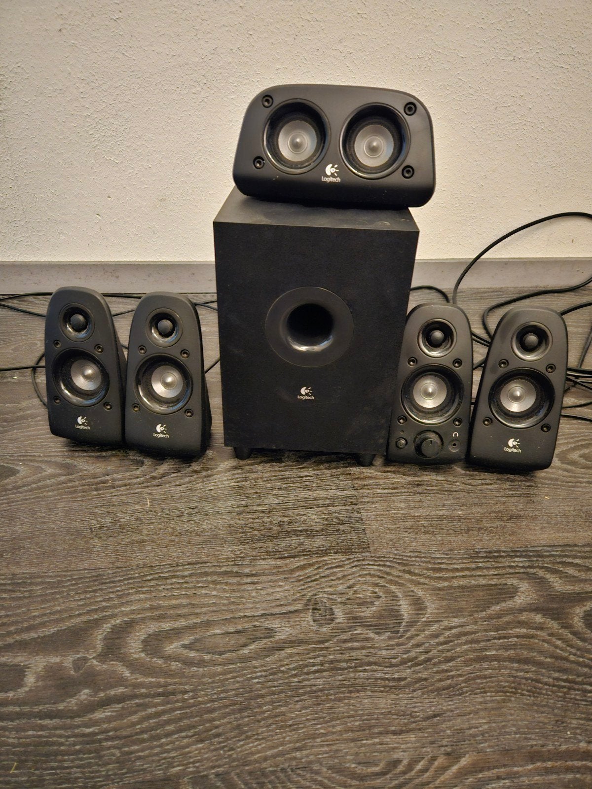 Logitech Z506 Surround Sound Speakers - 5.1 Geluid, Ophalen, Gebruikt, Audiokanaal 5.1, Logitech