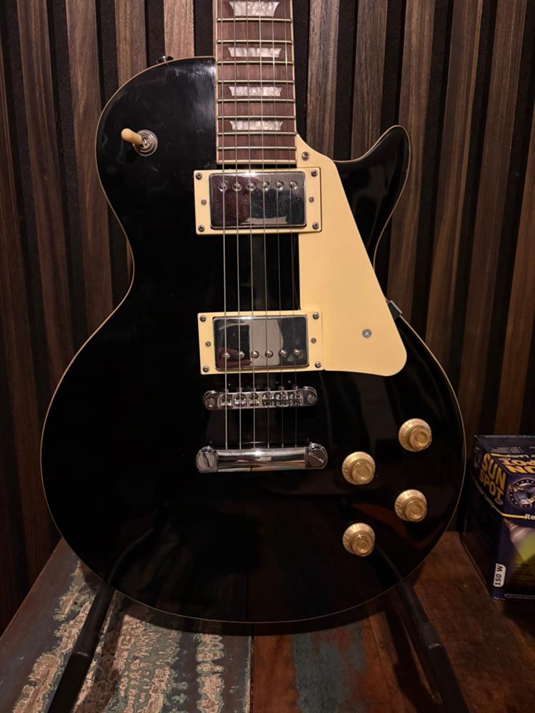 Fazley Vintage Series FLP318 Black gitaarset met versterker, Nieuw, Met versterker, Solid body, Ophalen
