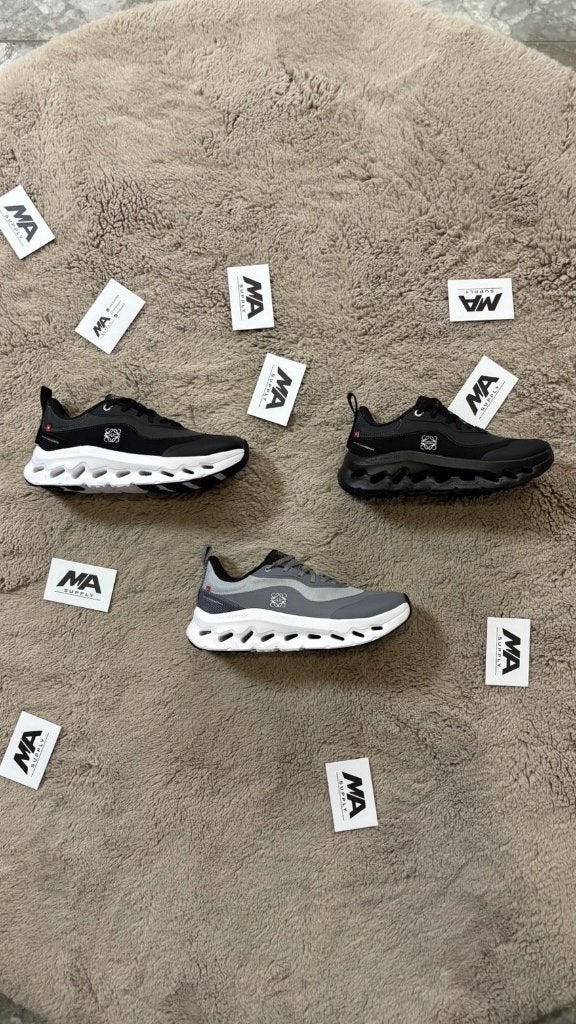 Foto 4 van Loewe x Oncloud Gray/White