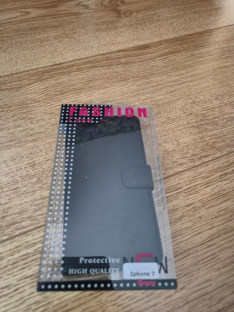 iPhone 7 hoesje, Telecommunicatie, Zwart, Ophalen of Verzenden, Zo goed als nieuw, Flipcase