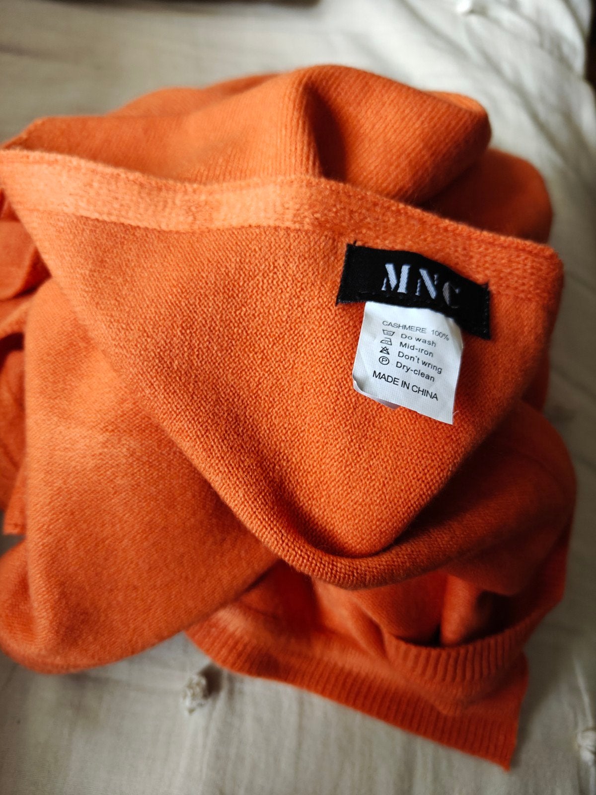 mango sjaal cashmere, Kleding | Dames, Ophalen of Verzenden, Zo goed als nieuw, Maat 46/48 (XL) of groter, Sjaal
