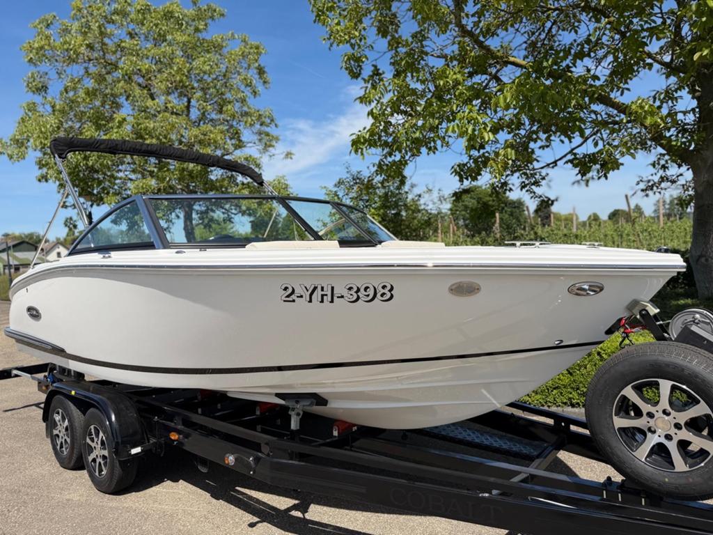Cobalt CS22 Bowrider - Perfecte staat, inclusief trailer, Watersport en Boten, Speedboten, Ophalen, Overige merken, Binnenboordmotor