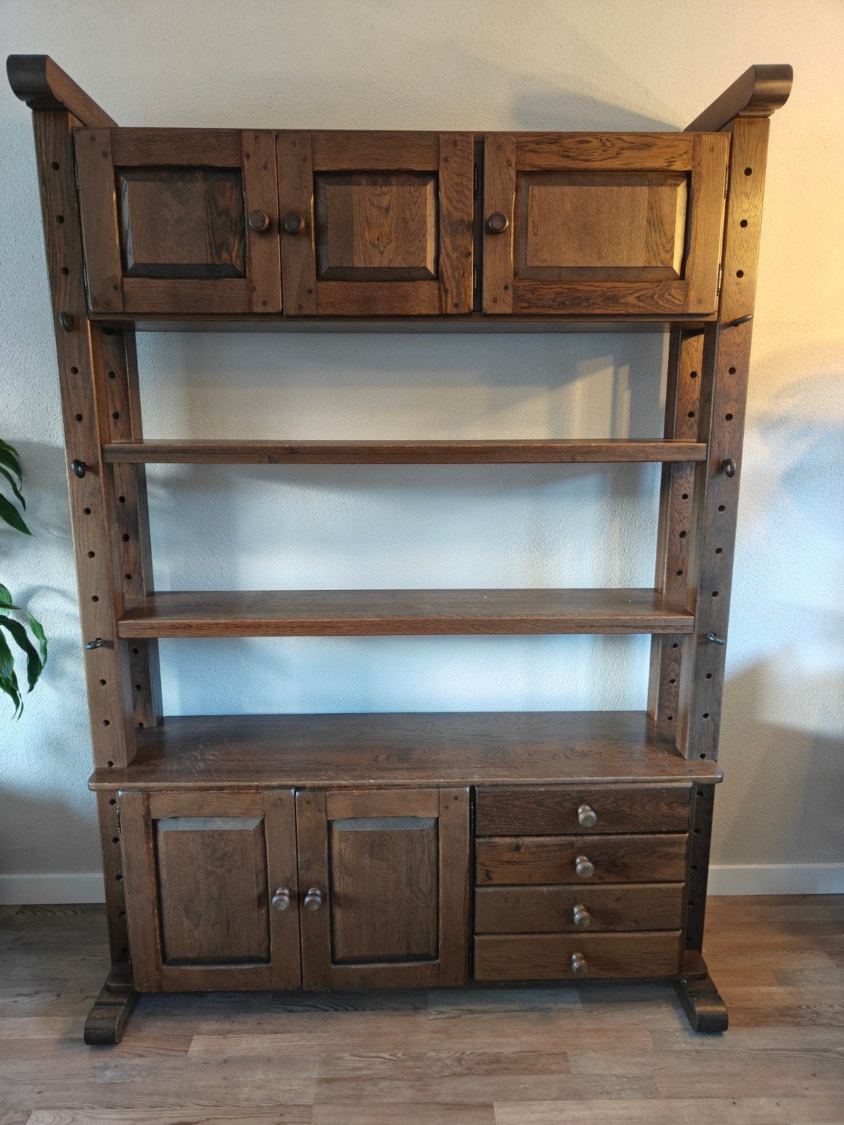 Robuuste houten kast met planken, lades en deuren, Huis en Inrichting, Kasten | Boekenkasten, Ophalen, Gebruikt, 200 cm of meer
