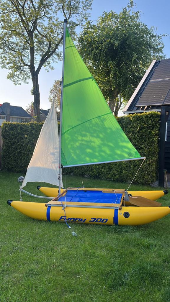 Funny 300 opblaasbare catamaran, Watersport en Boten, Catamarans, Ophalen, Zo goed als nieuw