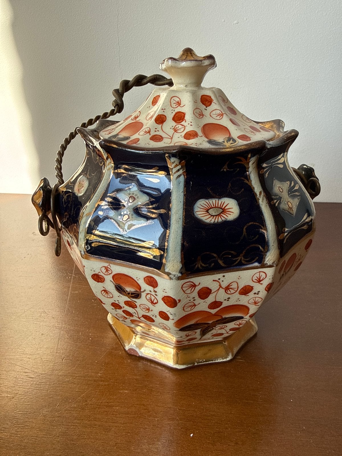Antieke Japanse Imari Porseleinen Theebus, Antiek en Kunst, Ophalen