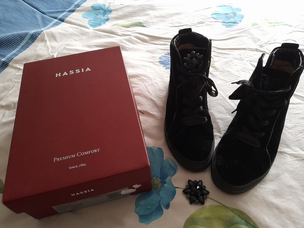 HASSIA boots damesschoenen suède schoenen maat 39, Kleding | Dames, Schoenen, Ophalen of Verzenden, Zo goed als nieuw, Blauw
