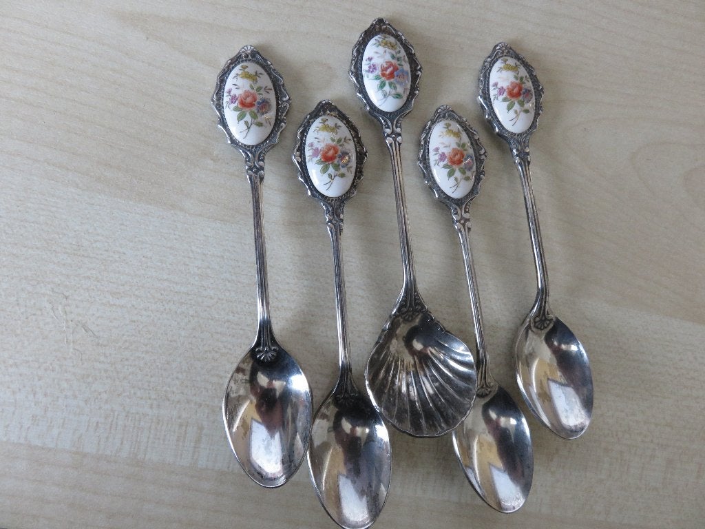 Bloemen lepeltjes, Verzenden