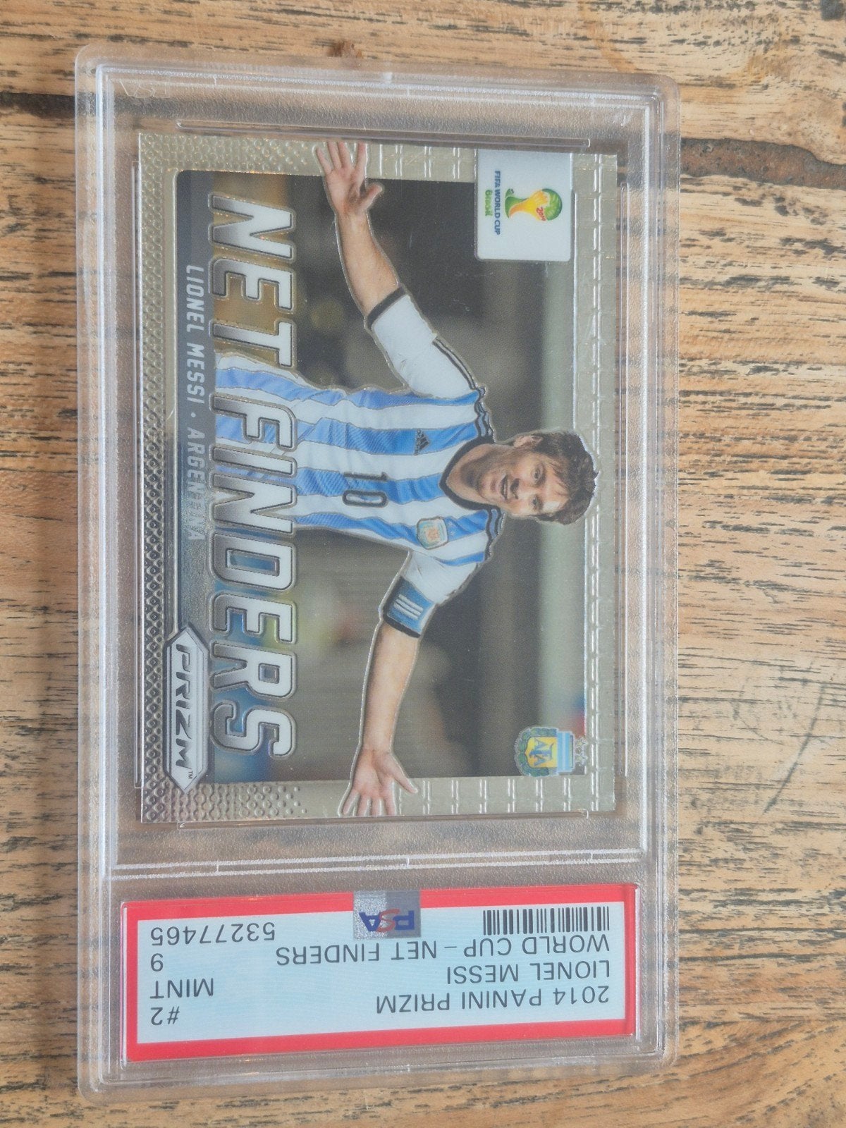 2014 Panini Prizm Lionel Messi PSA 9 Net Finders, Verzamelen, Sportartikelen en Voetbal, Ophalen of Verzenden, Zo goed als nieuw