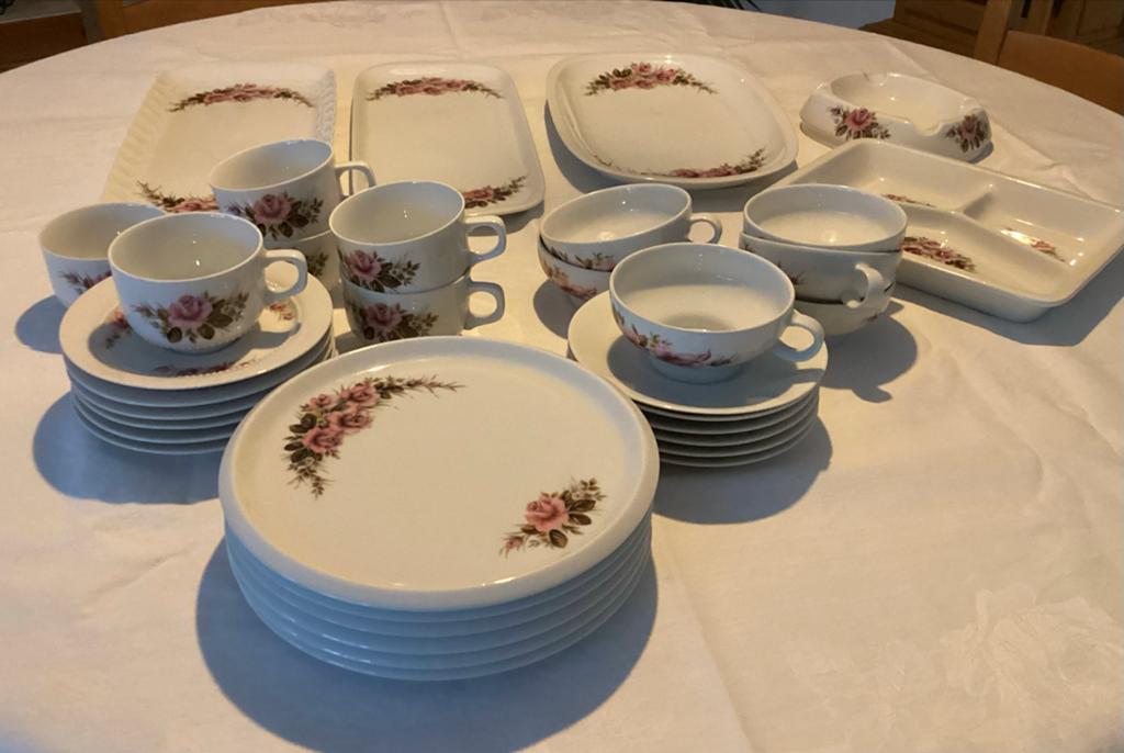 24-delig servies royal schwabab - Jaren '60 vintage royal, Ophalen