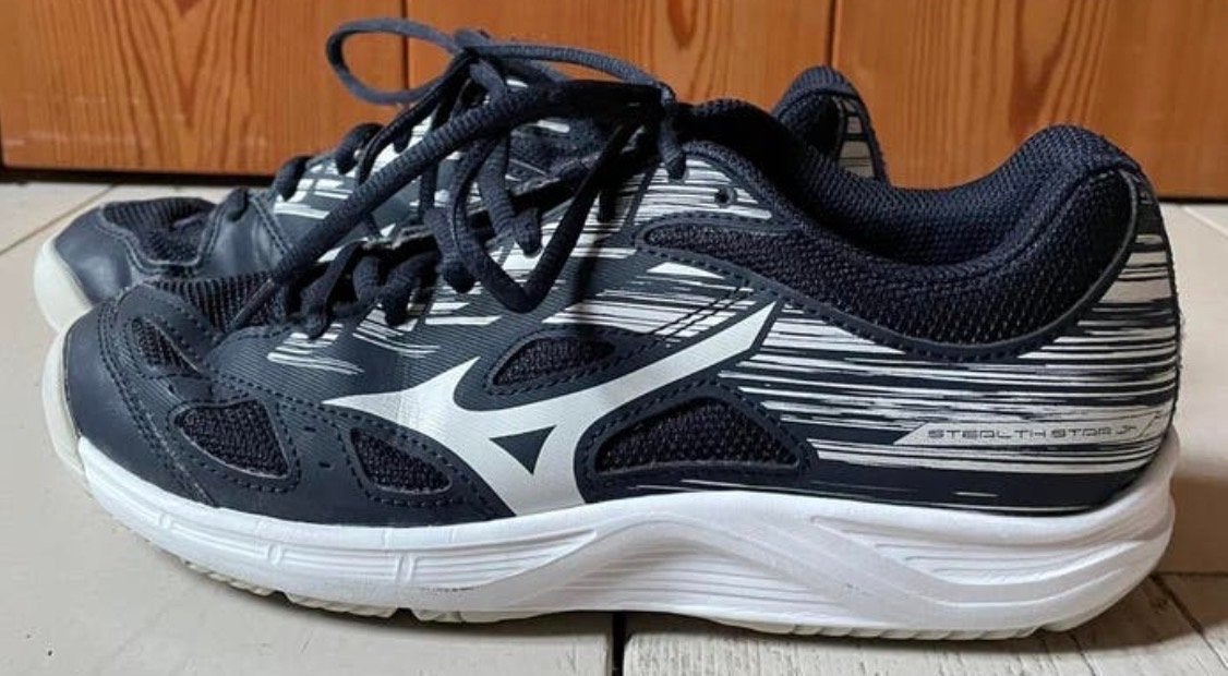 Mizuno Stealth Star 3K indoorschoenen - Maat 39 - blauw, Sport en Fitness, Volleybal, Ophalen of Verzenden, Zo goed als nieuw