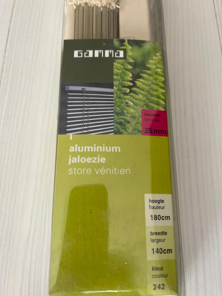Gamma Mooie Crémekleurige Jaloezie Nieuw, Huis en Inrichting, Stoffering | Gordijnen en Lamellen, Ophalen, 100 tot 150 cm, Nieuw