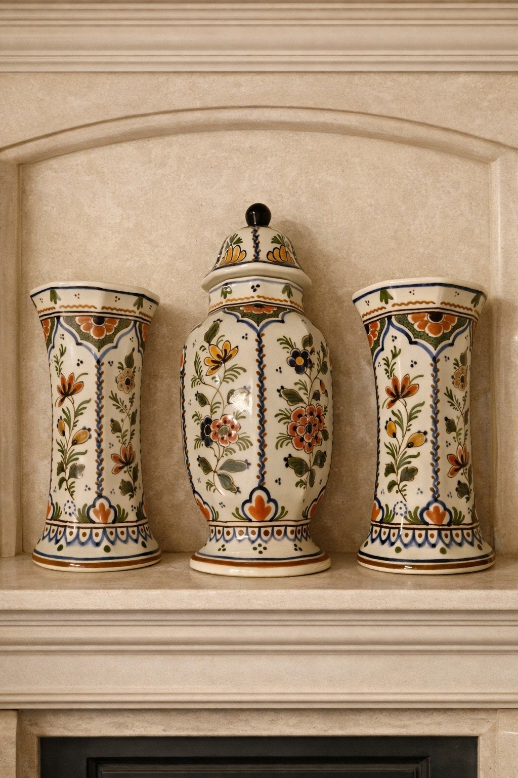 Royal Delft Polychroom Kaststel - De Porceleyne Fles, Antiek en Kunst, Antiek | Keramiek en Aardewerk, Ophalen of Verzenden