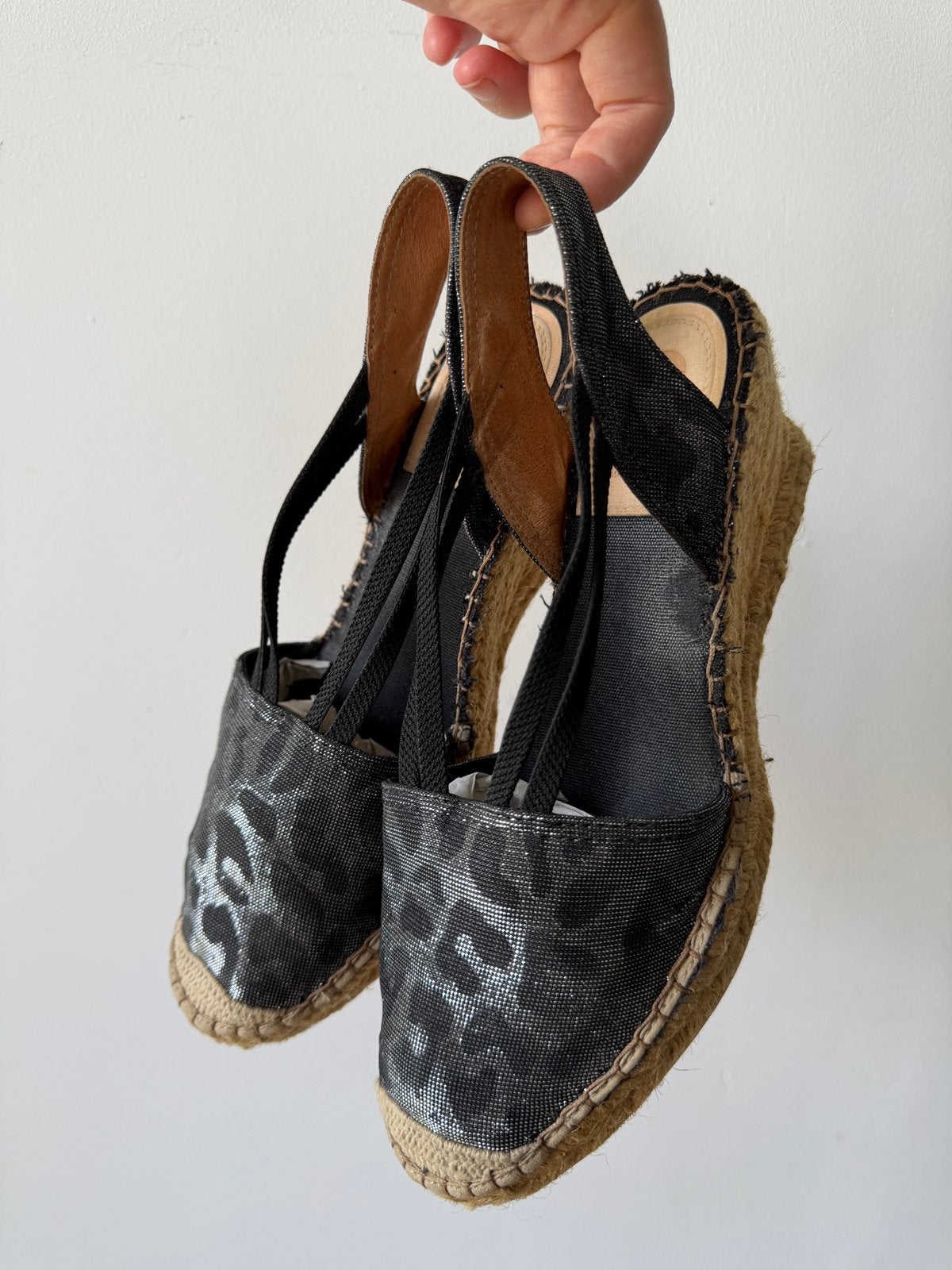 Vidorreta espadrilles sleehak maat 39 made Spain tijgerprint, Kleding | Dames, Schoenen, Zwart, Ophalen of Verzenden, Espadrilles of Moccasins