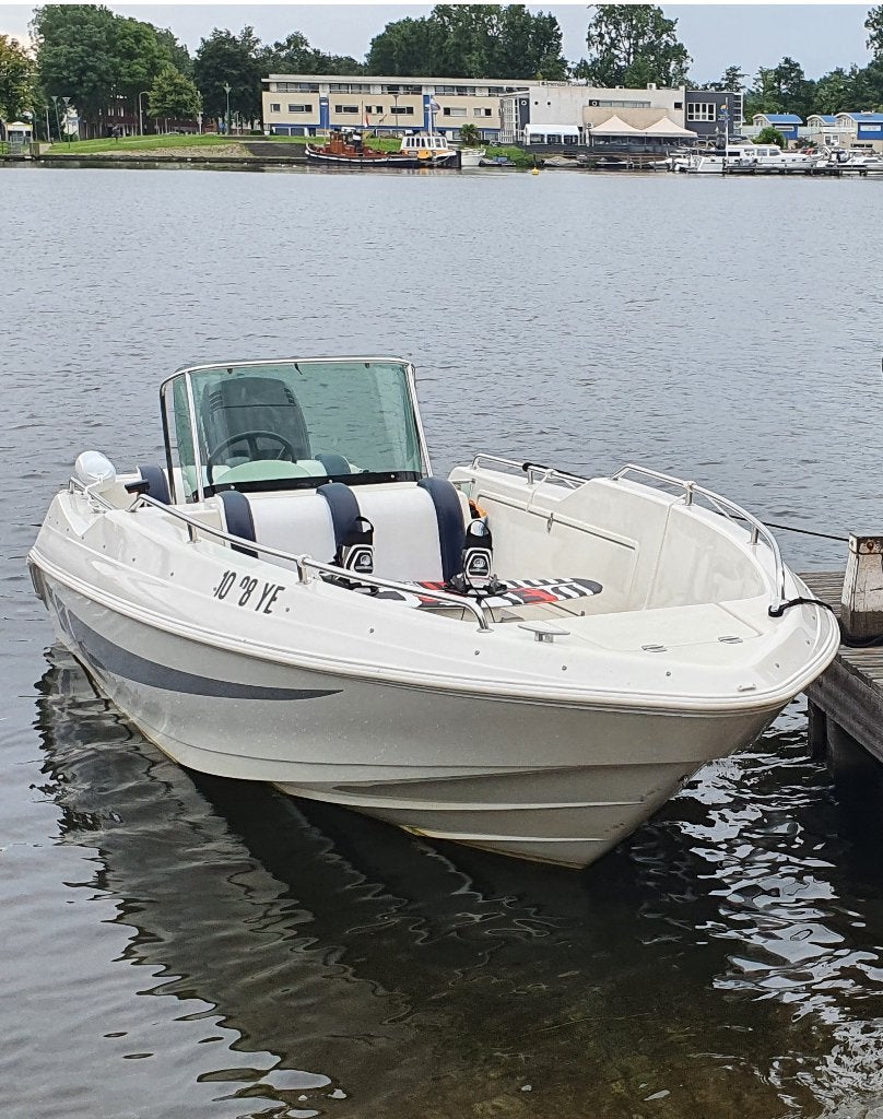 WEEKEND AANBIEDING Quicksilver 500   75 PK en Kanteltrailer, Watersport en Boten, Viertaktmotor, 75 pk, Quicksilver, Ophalen