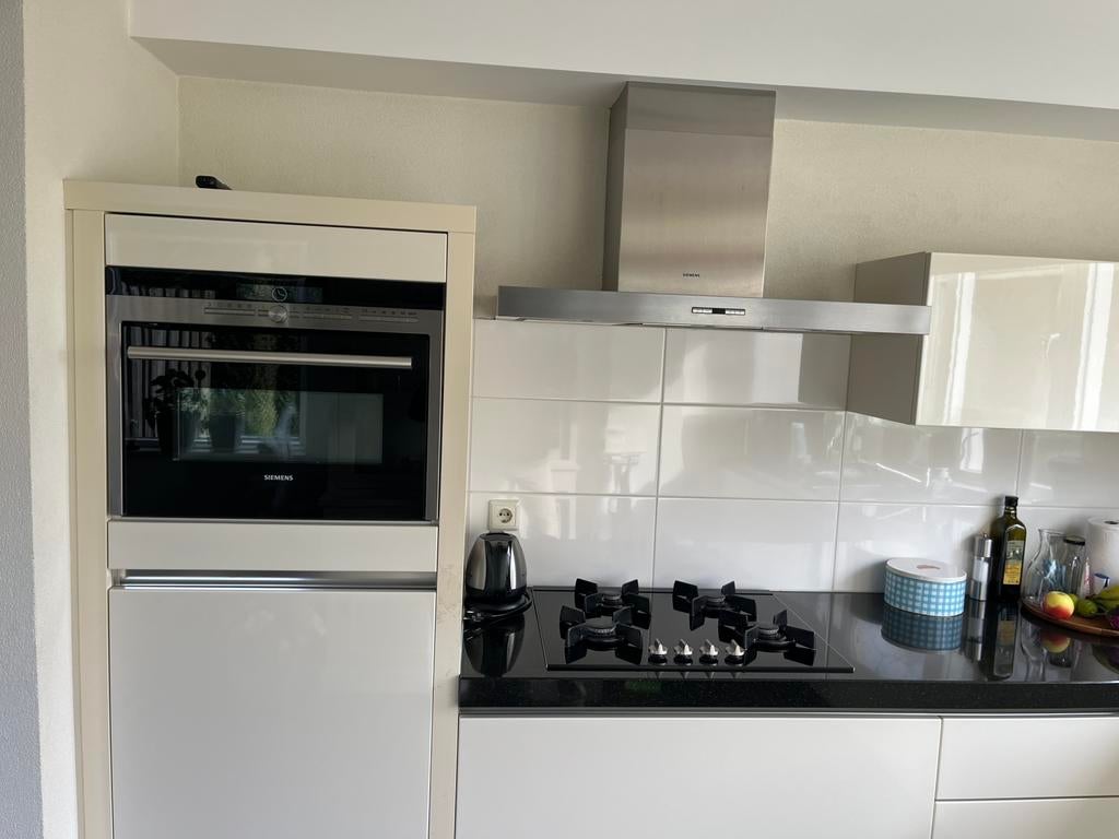 Afzuigkap Siemens, Witgoed en Apparatuur, Afzuigkappen, Ophalen, Gebruikt, Wandschouwkap, 600 tot 800 m³ per uur