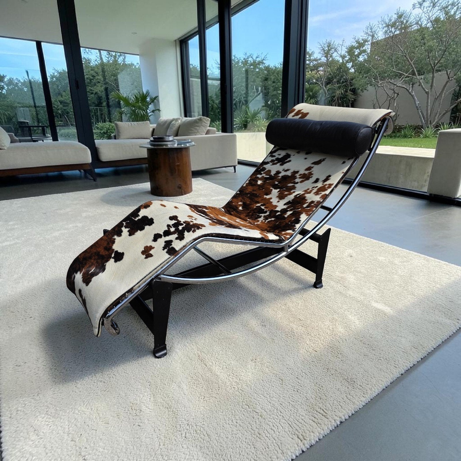 Cassina LC4 Chaise longue Le Corbusier Cowhide, Ophalen of Verzenden, Eenpersoons, Leer, Minder dan 150 cm