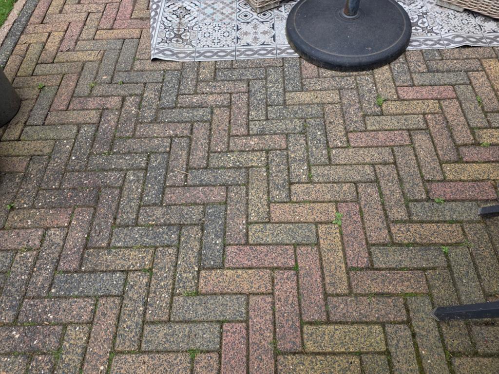 22m² gebruikte klinkers over te nemen voor een kratje bier, Tuin en Terras, Tegels en Klinkers, Gebruikt, Klinkers, Beton, 10 m² of meer