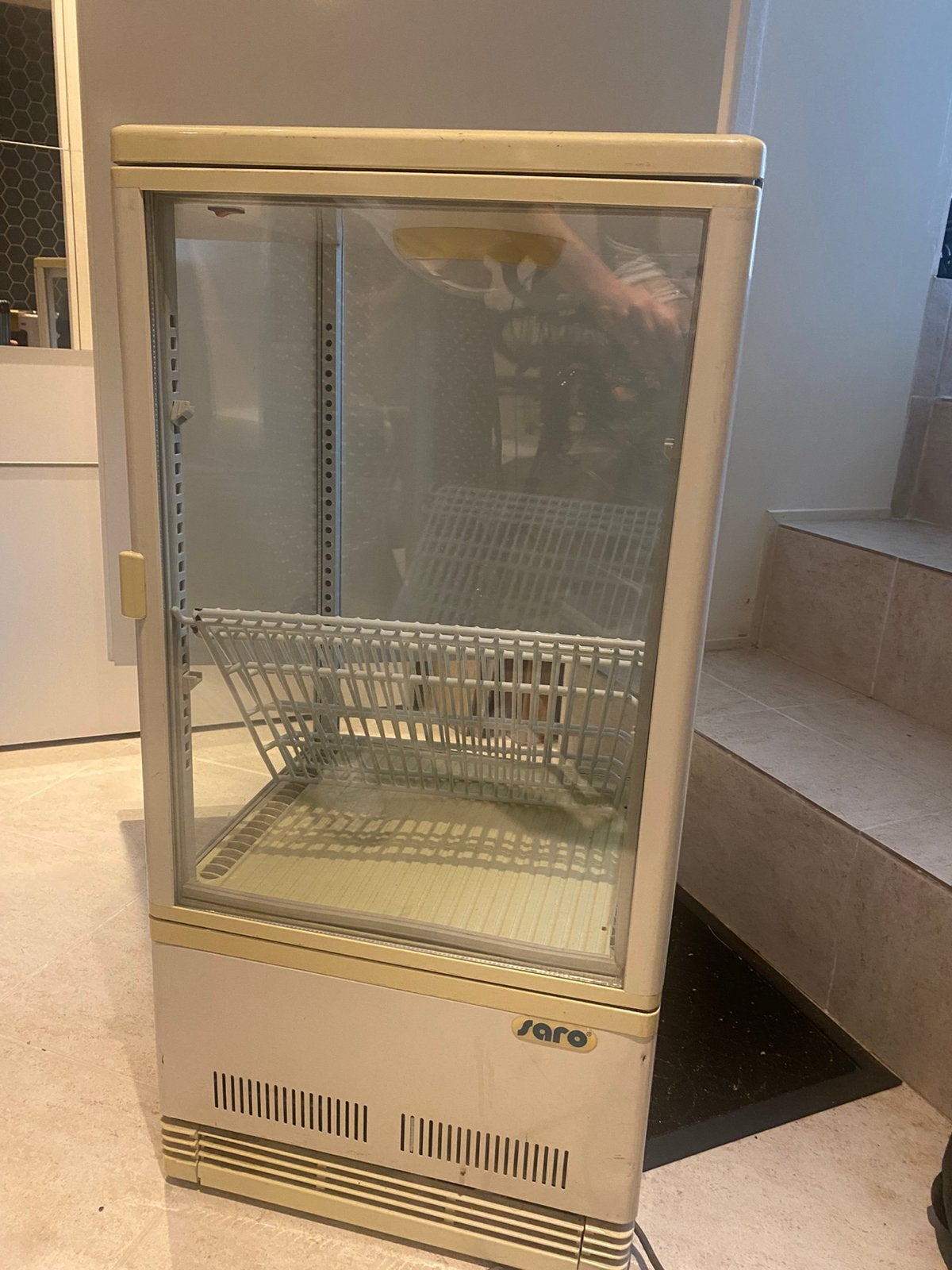 Saro Vitrine Koelkast met Glazen Deur - Gebruikt, 85 tot 120 cm, 75 tot 100 liter, Ophalen of Verzenden, 45 tot 60 cm