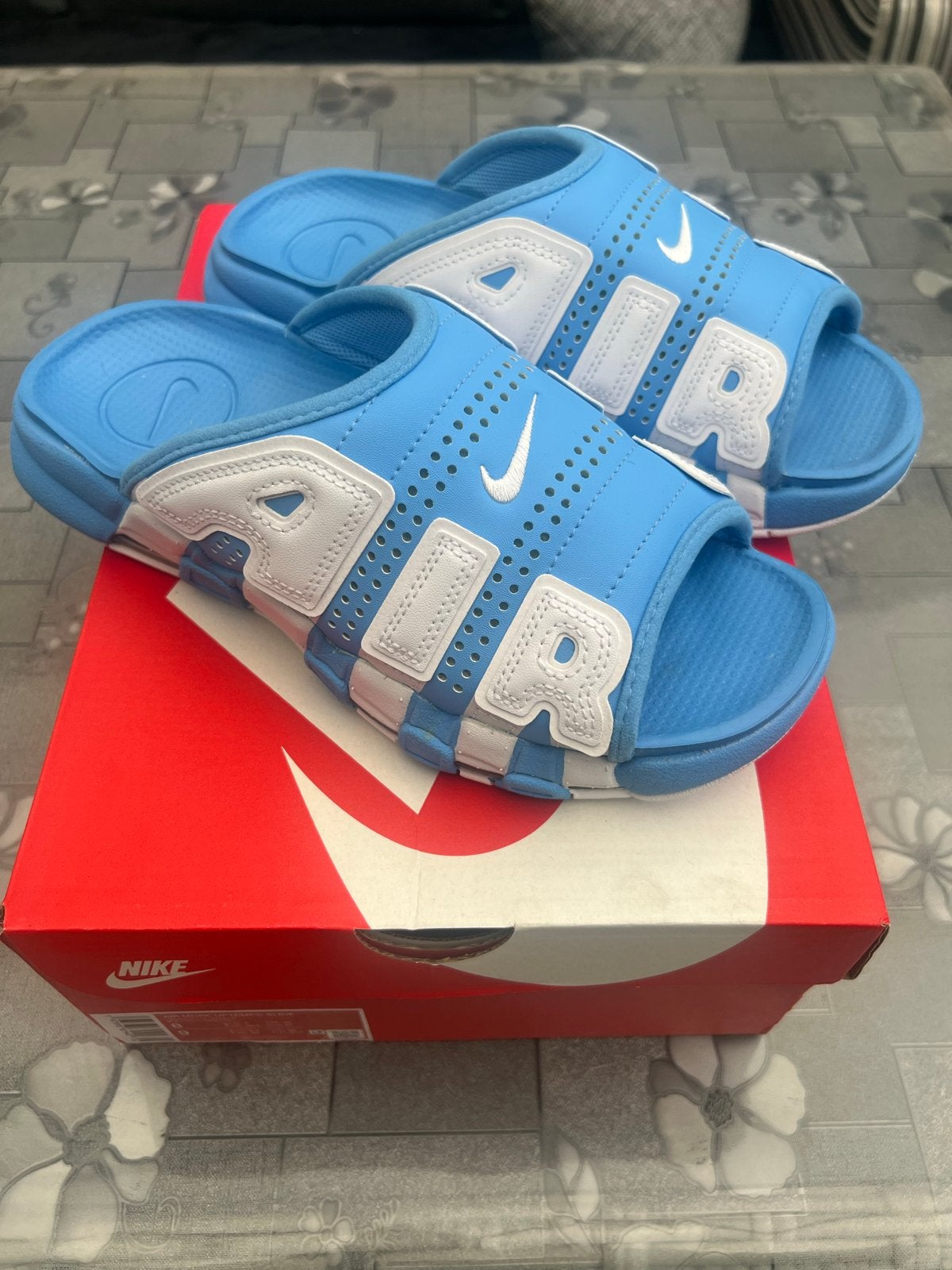 Nike Air More Uptempo Slide - University Blue/White, Slippers, Blauw, Nike, Nieuw