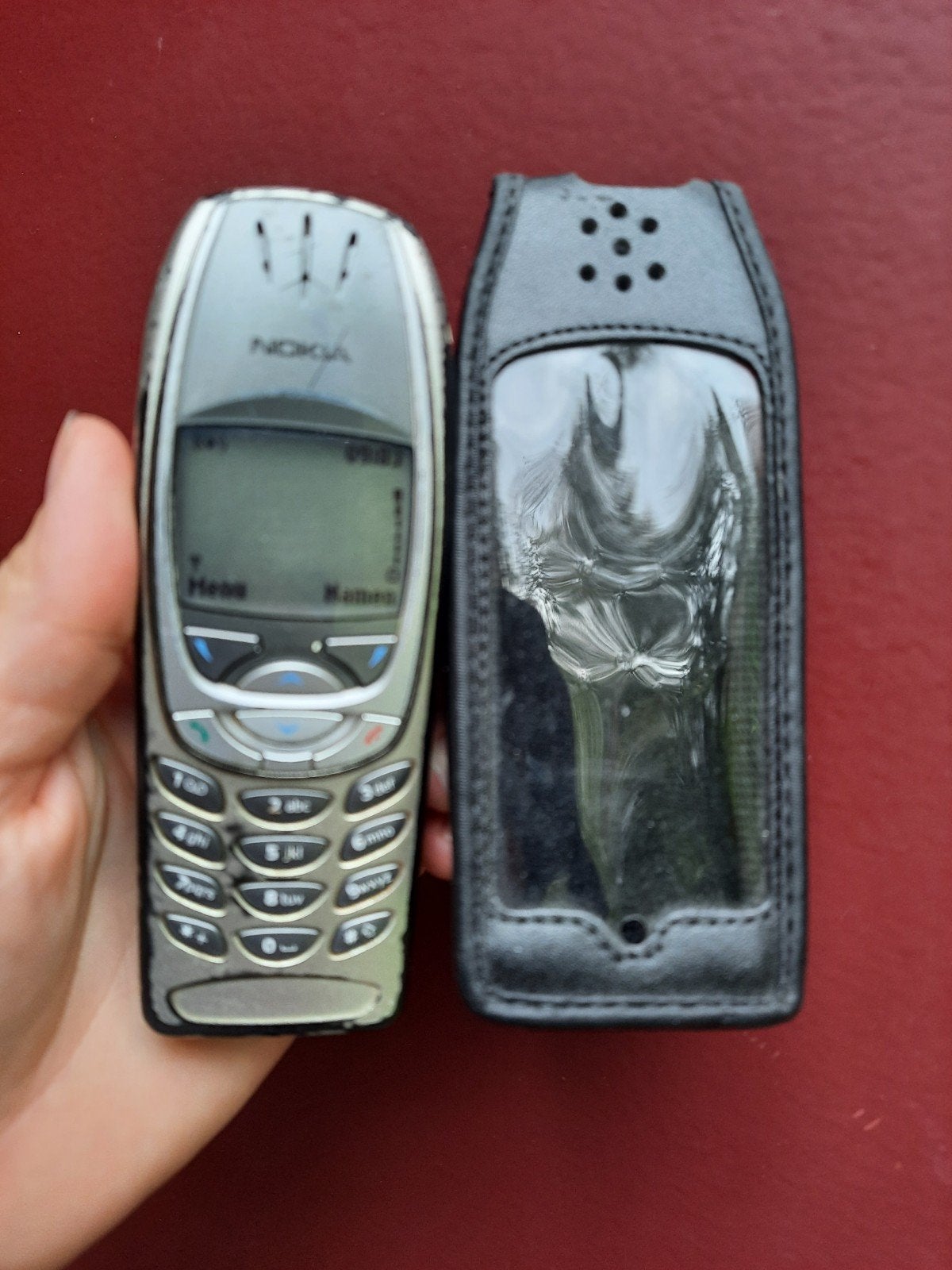 Nokia 6310i met leren hoesje - Klassieke telefoon, Gebruikt, Geen camera, Fysiek toetsenbord, Ophalen of Verzenden
