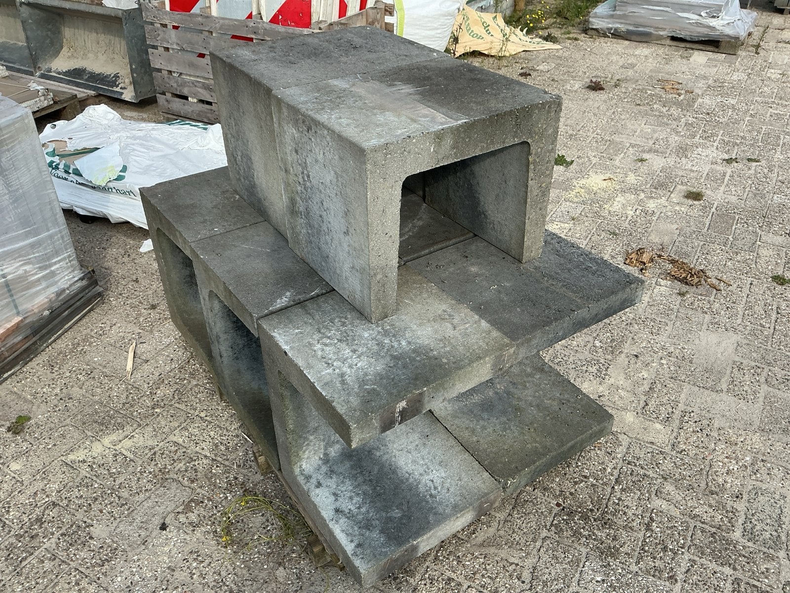 8 Nieuwe U-elementen - 40x50x40 cm, Ophalen of Verzenden, Nieuw, Beton, Overige typen