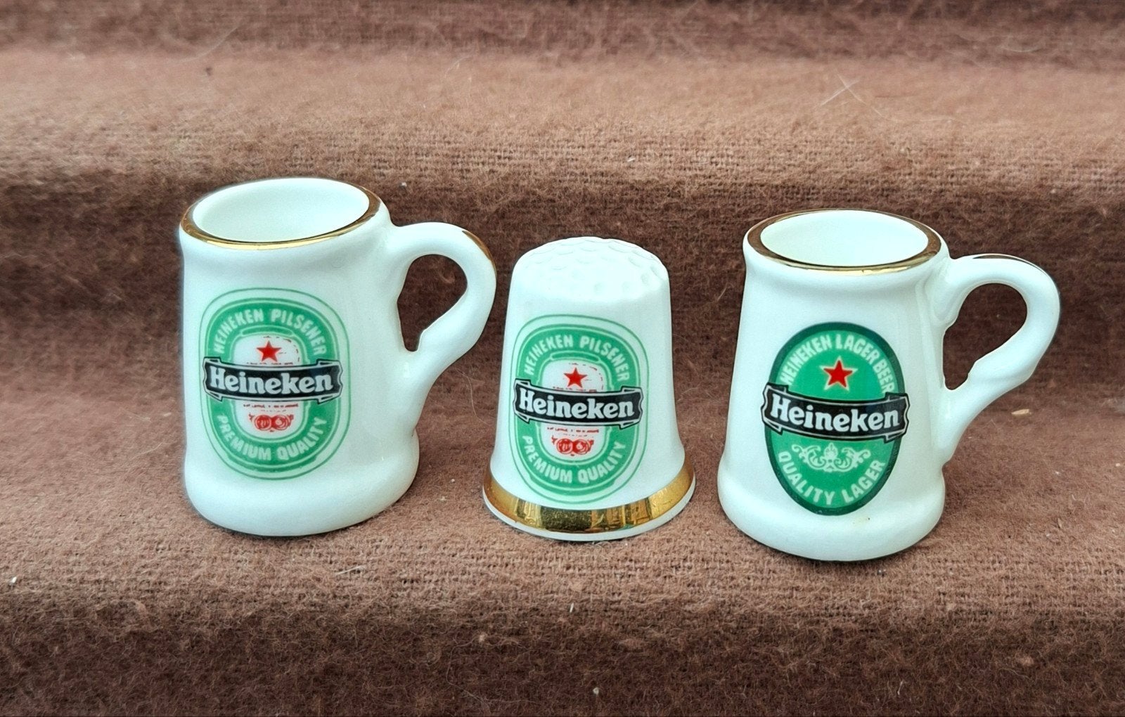 Heineken Miniatuur pulletjes en Vingerhoedje - Verzamelaar, Ophalen of Verzenden, Zo goed als nieuw