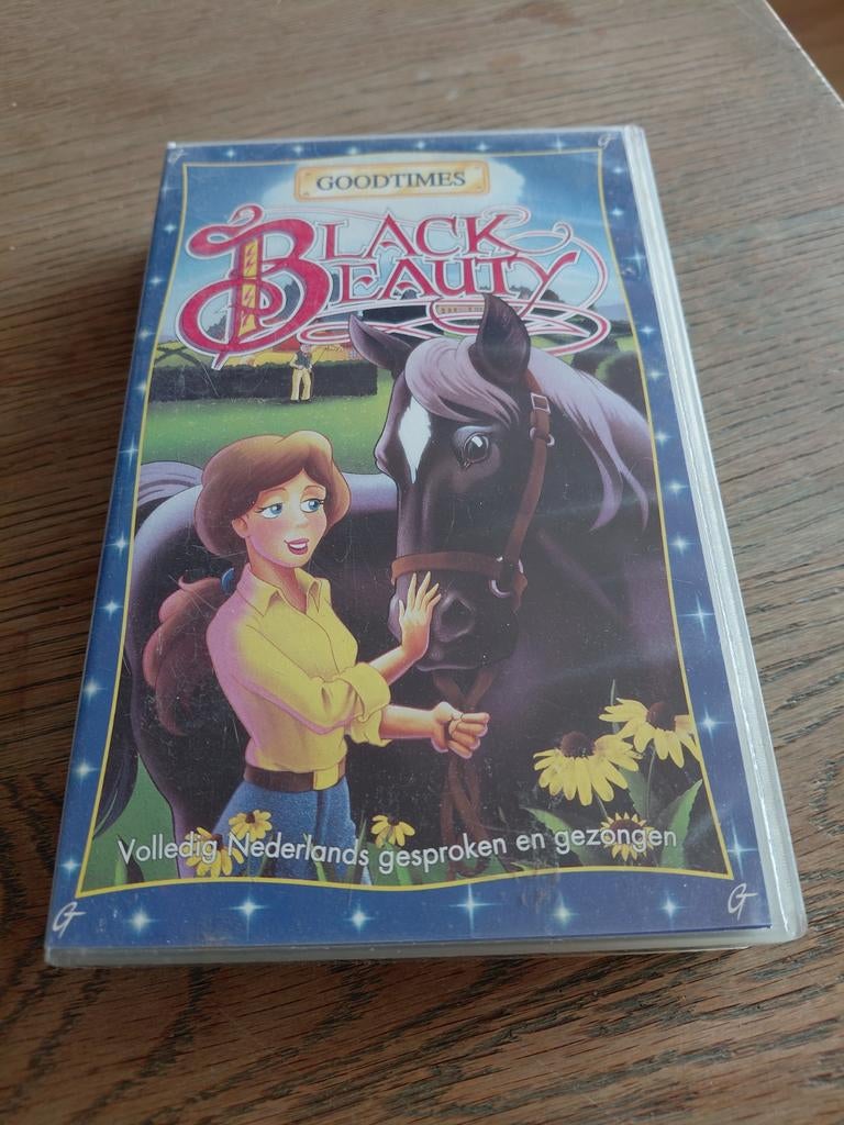 Black Beauty tekenfilm videoband. Met Bart Smit sticker., Alle leeftijden, Ophalen of Verzenden, Gebruikt, Tekenfilms en Animatie