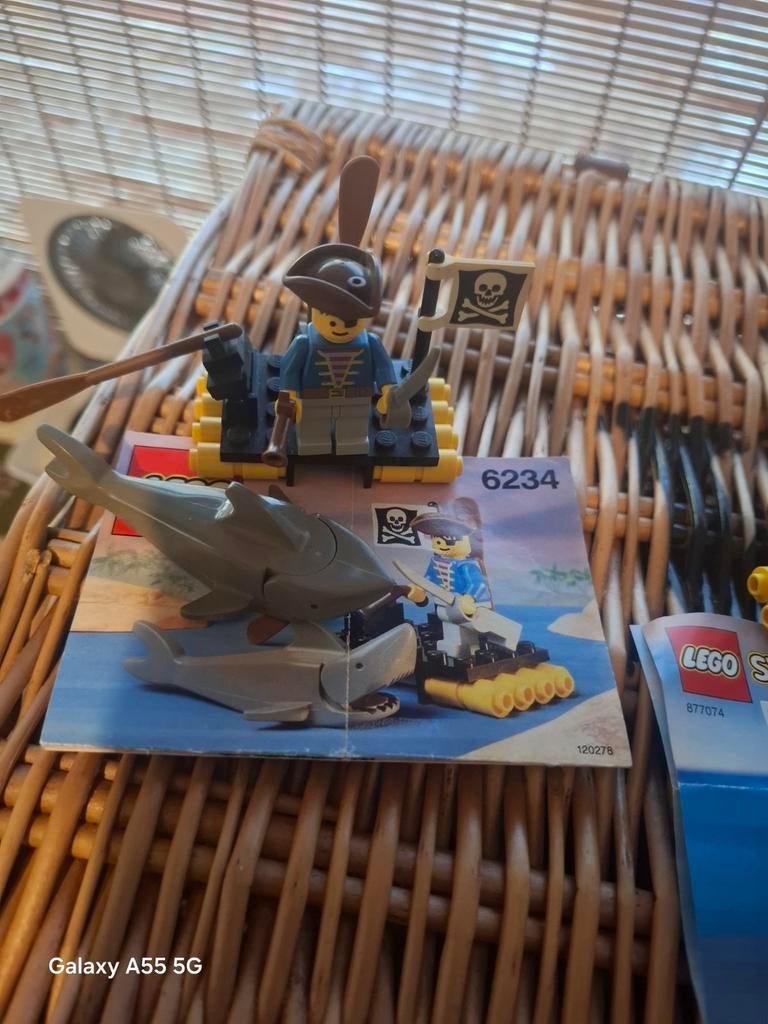 Lego Pirates 6234: Vlot met Piraat en Haaien, Ophalen of Verzenden