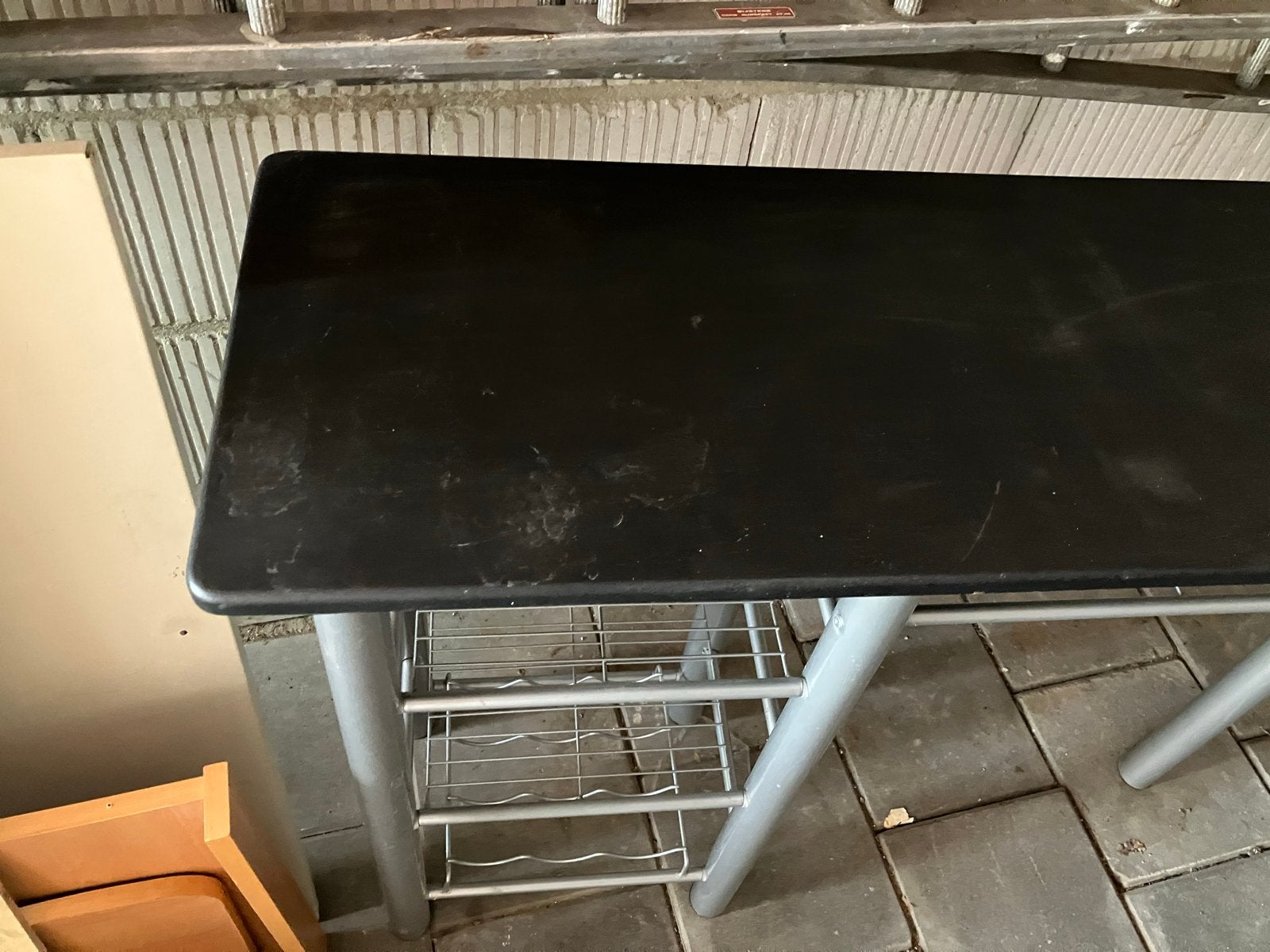 Stijlvolle bartafel met opbergruimte, Ophalen, Gebruikt