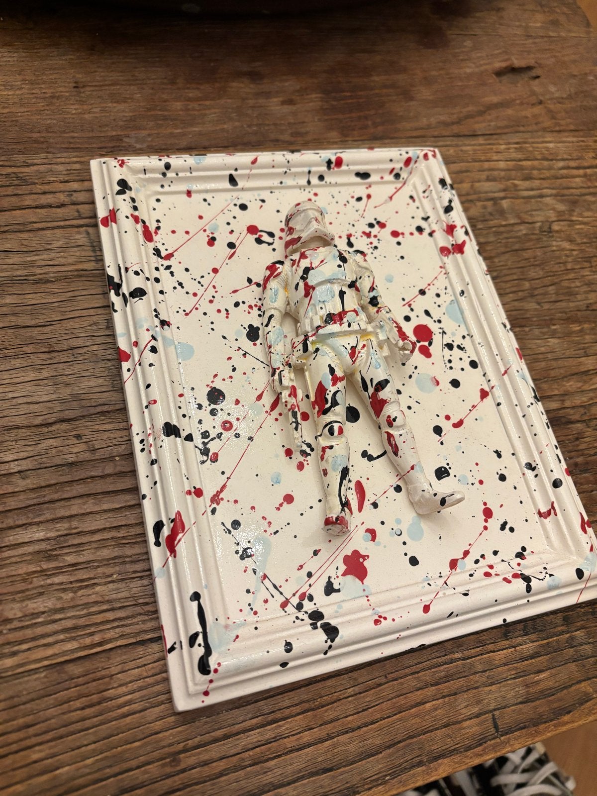 Uniek Star Wars Stormtrooper kunstwerk - Candy Trooper, Antiek en Kunst, Film, Kunststof, Ophalen of Verzenden, Gemengde techniek