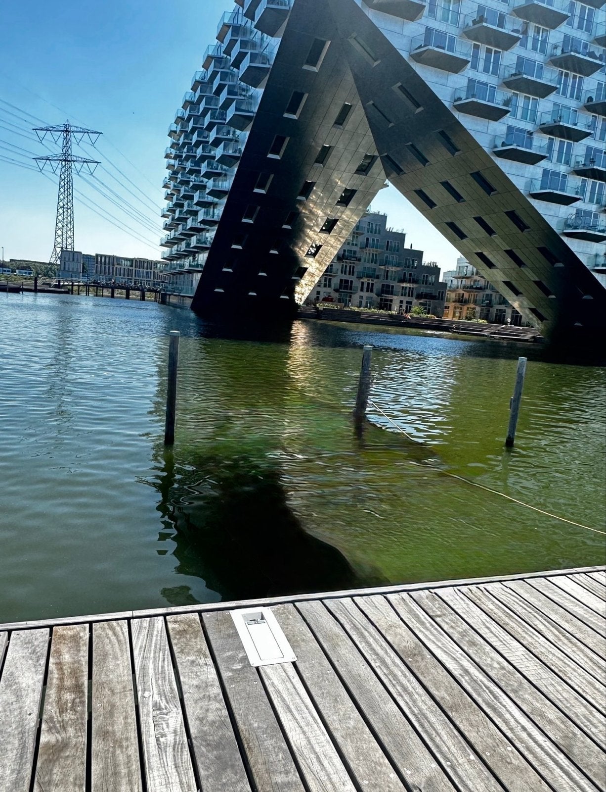 Unieke Sloep‑Ligplaats bij Sluishuis IJburg – Incl. Stroom!, Winter, Buiten