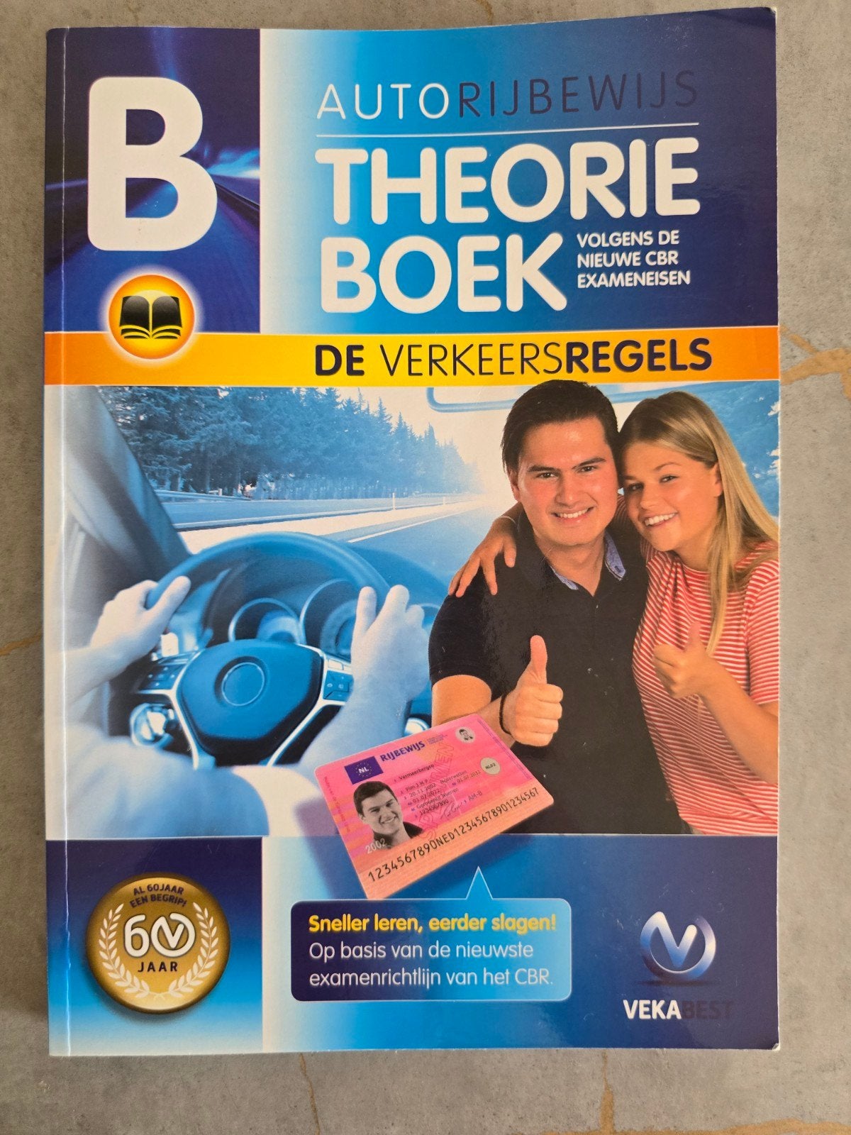 Theorieboek Auto, Ophalen of Verzenden, Zo goed als nieuw, Vekabest, Nederlands