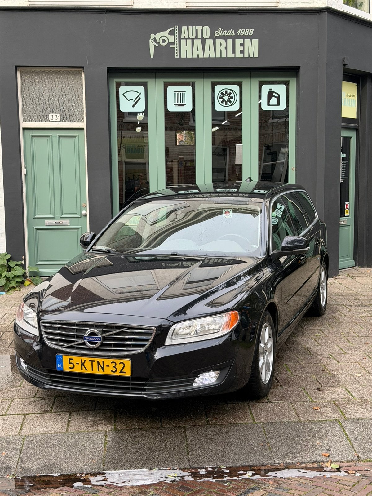 Volvo V70 1.6D Automaat 2013 NAP, Auto's, Euro 5, Stof, 1503 kg, Zwart