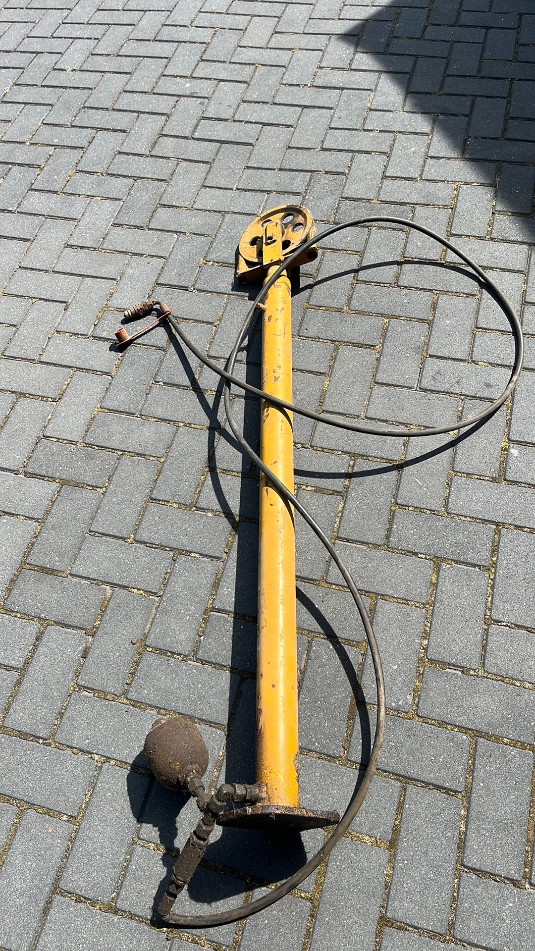 Clinder met katrol, Ophalen