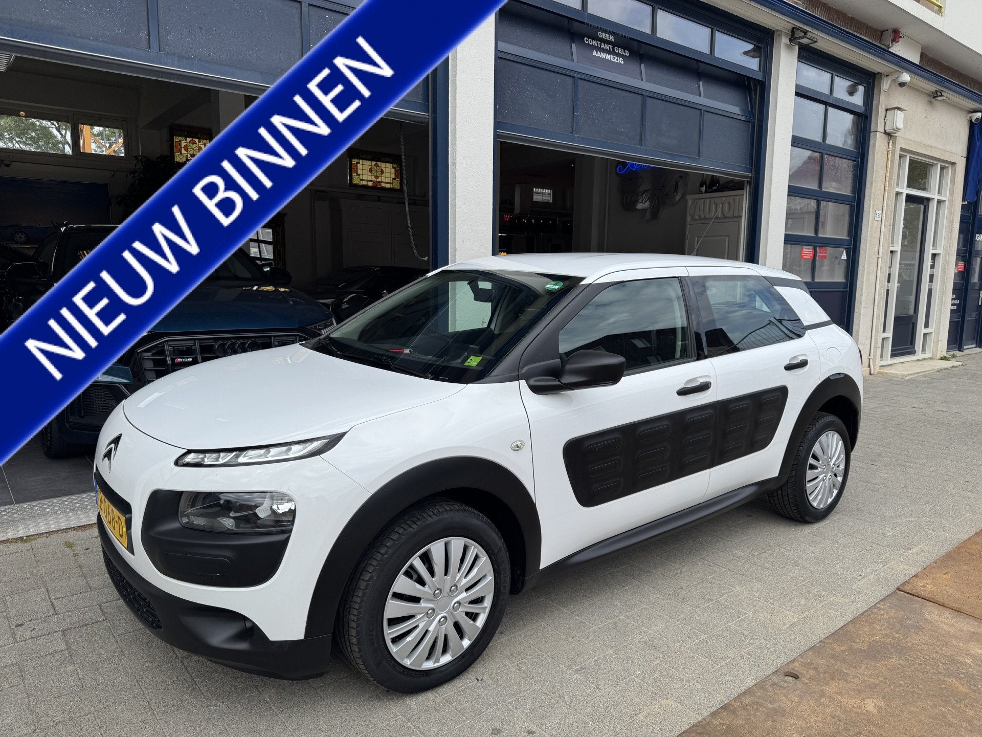 Citroën C4 Cactus 1.2 PureTech Live NL AUTO (bj 2016), Auto's, Voorwielaandrijving, Gebruikt, 1199 cc, 82 pk