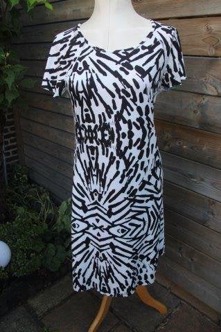 Jurk gekleurd Lizzy & Coco mt M 2 kanten draagbaar Vaste OPR, Kleding | Dames, Jurken, Maat 38/40 (M), Overige kleuren, Ophalen of Verzenden