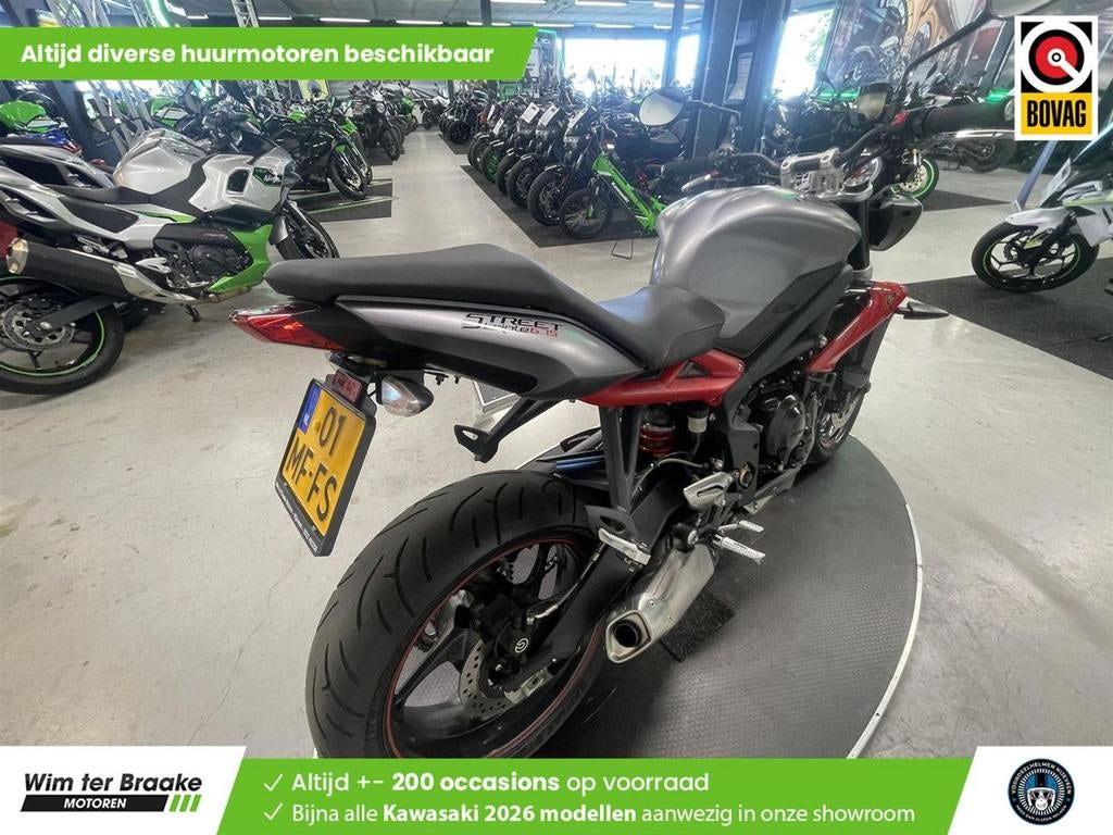 Triumph Street Triple R 675 ABS (bj 2014), 675 cc, Motorrijbewijs A, Bedrijf, Meer dan 35 kW