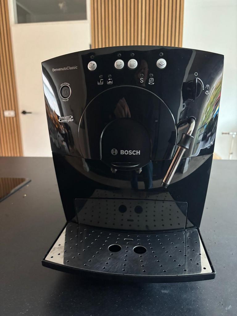 Bosch BenvenutoClassic koffiezetapparaat, Witgoed en Apparatuur, Koffiezetapparaten, Gebruikt, Koffiebonen, Koffiemachine, Stoompijpje