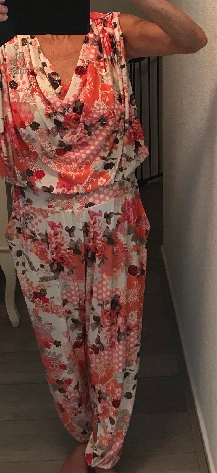 Mooi broekpak met bloemenprint en zachte stretch, Ophalen of Verzenden, Gedragen, Maat 38/40 (M), Meerkleurig