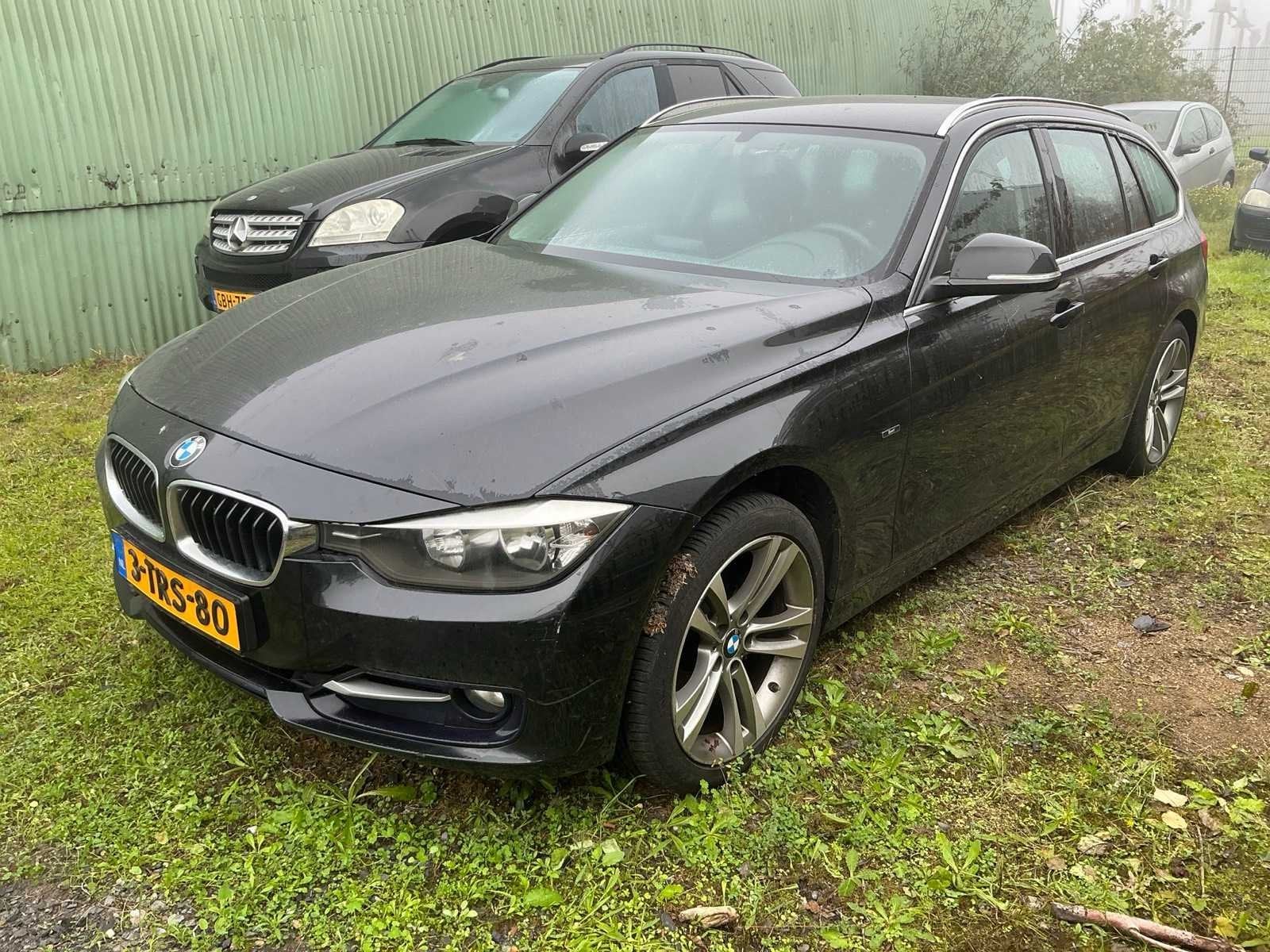 2014 BMW 3-serie Touring 316i Business Personenauto (Defect), Automaat, Gebruikt, Euro 6, 4 cilinders