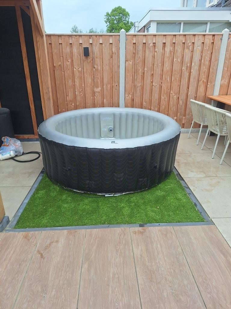 MSpa opblaasbare jacuzzi - Zo goed als nieuw, Ophalen, Zo goed als nieuw, Filter, Opblaasbaar