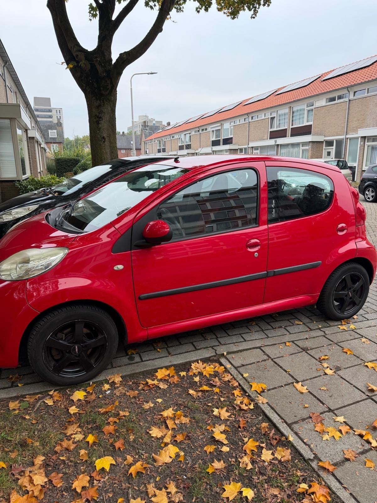 Peugeot 107 1.0 12V 5Deurs Airco! nette auto met jaar APK, Auto's, Voorwielaandrijving, 4 stoelen, 68 pk, Handgeschakeld