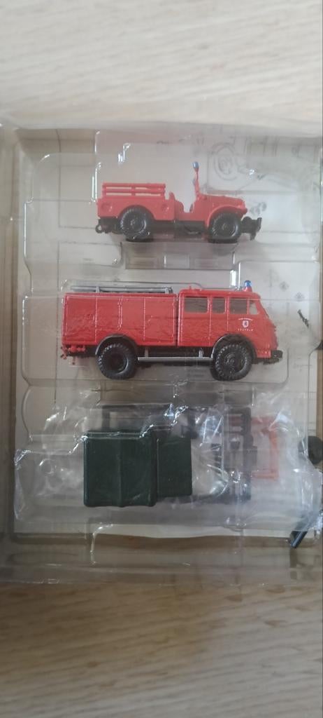 Roco Miniatuurmodellen: Special Edition '85 Brandweer, Hobby en Vrije tijd, Modelbouw | Auto's en Voertuigen, Overige merken, 1:50 of kleiner