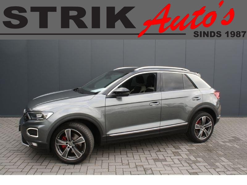 Volkswagen T-Roc 1.5 TSI Sport - 1e EIGENAAR - VIRTUEEL COCK, Voorwielaandrijving, 4 cilinders, 150 pk, Leder en Stof