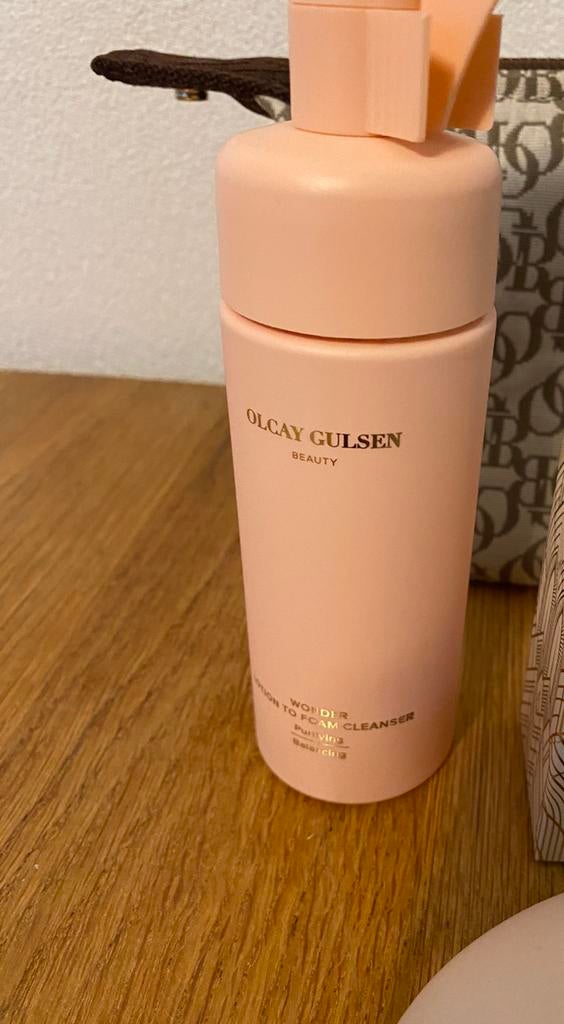 Olcay Gulsen wonderfoam gezichtreiniger, Ophalen of Verzenden, Nieuw, Gehele gezicht