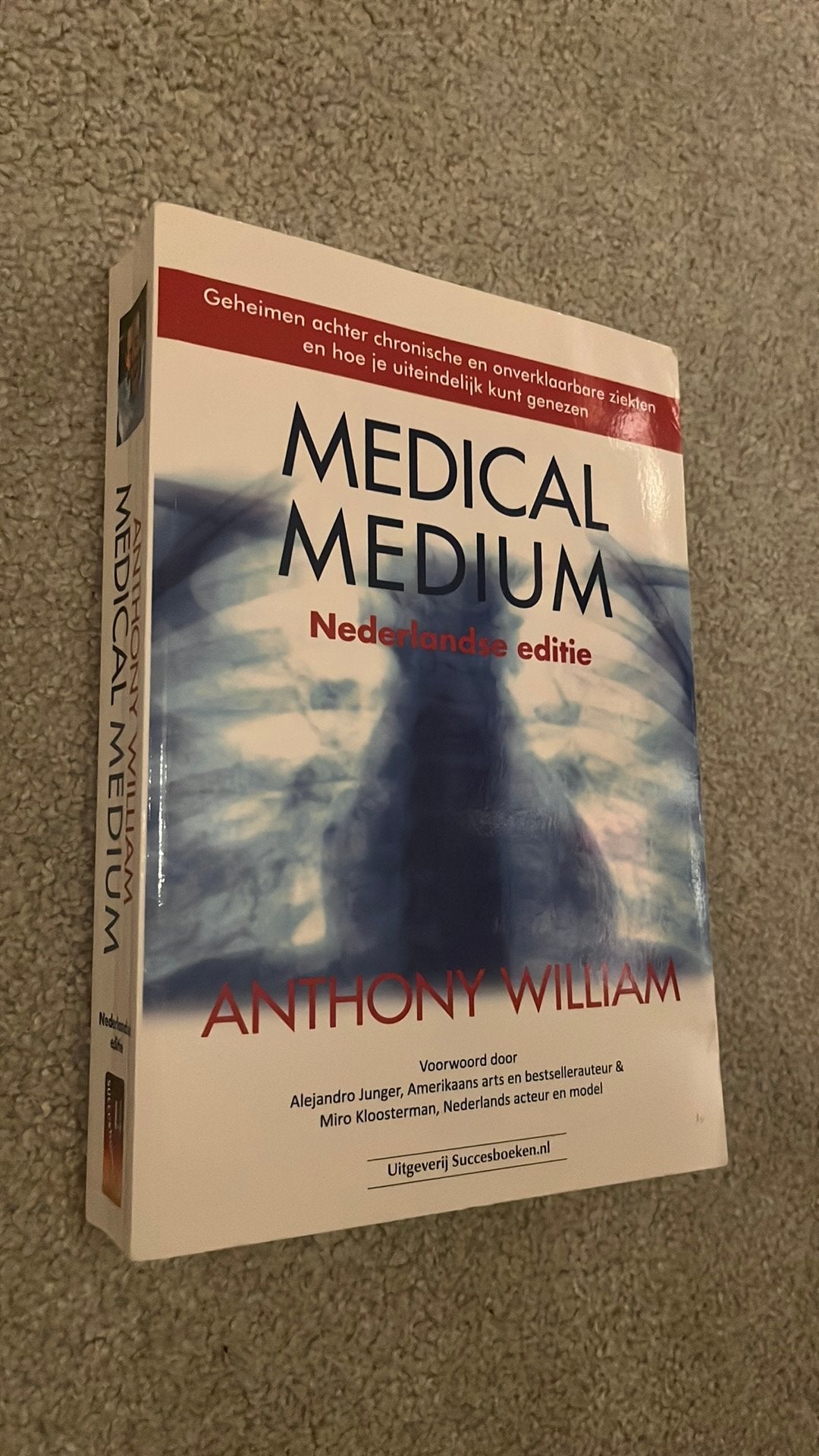Anthony William - Medical medium, Ophalen of Verzenden, Gelezen, Anthony William