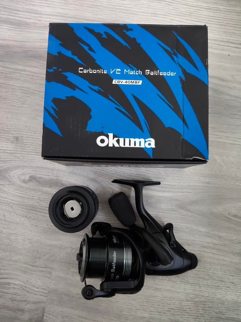 Molen Okuma Carbonite V2 match Baitfeeder CBV-40MBF 2+1, Watersport en Boten, Hengelsport | Algemeen, Ophalen of Verzenden, Nieuw