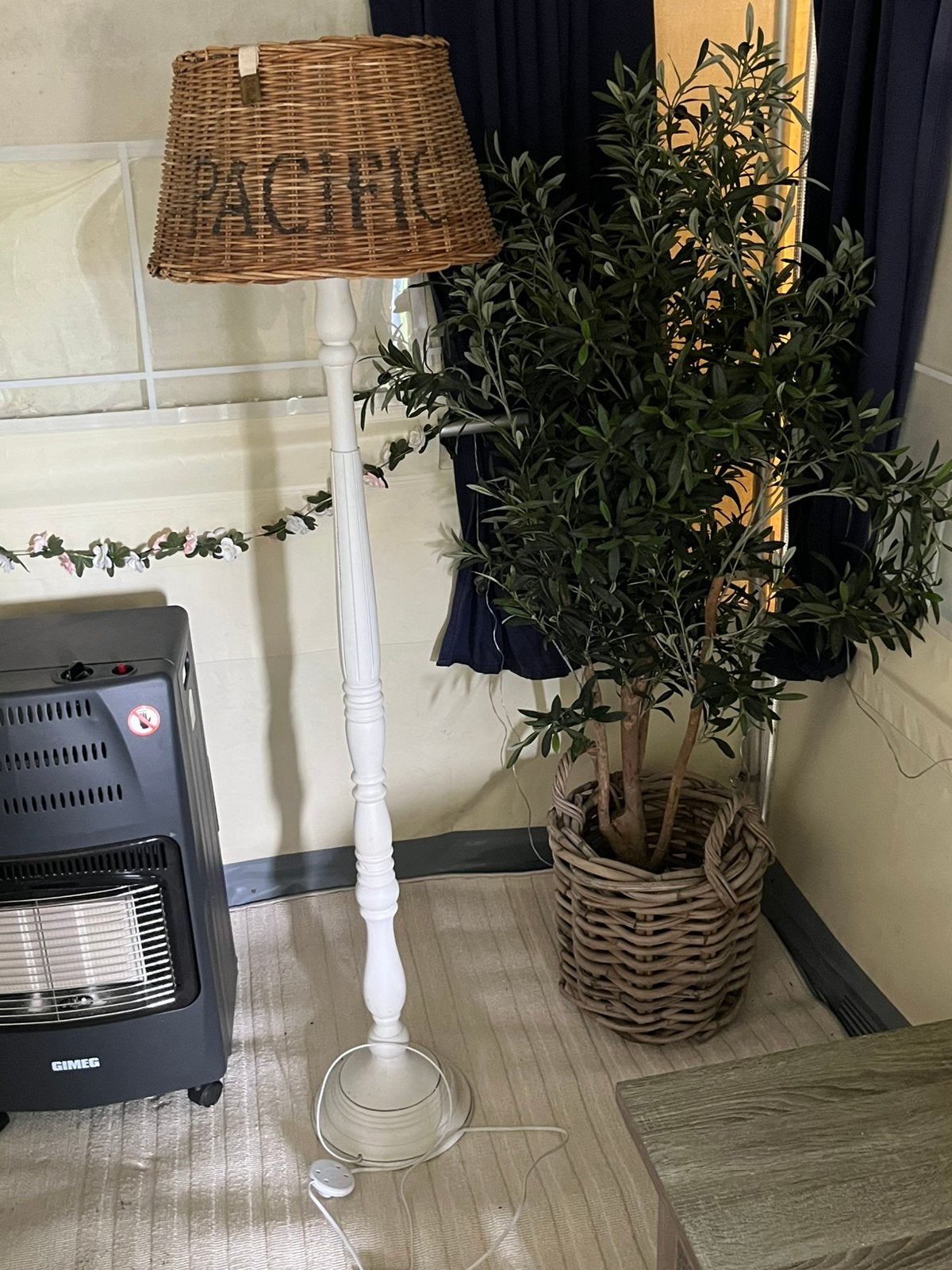 Lampenvoet wit vloerlamp, Ophalen, Gebruikt, 150 tot 200 cm
